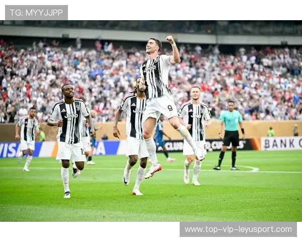 意甲尤文边路串联成功，防线多次被突破