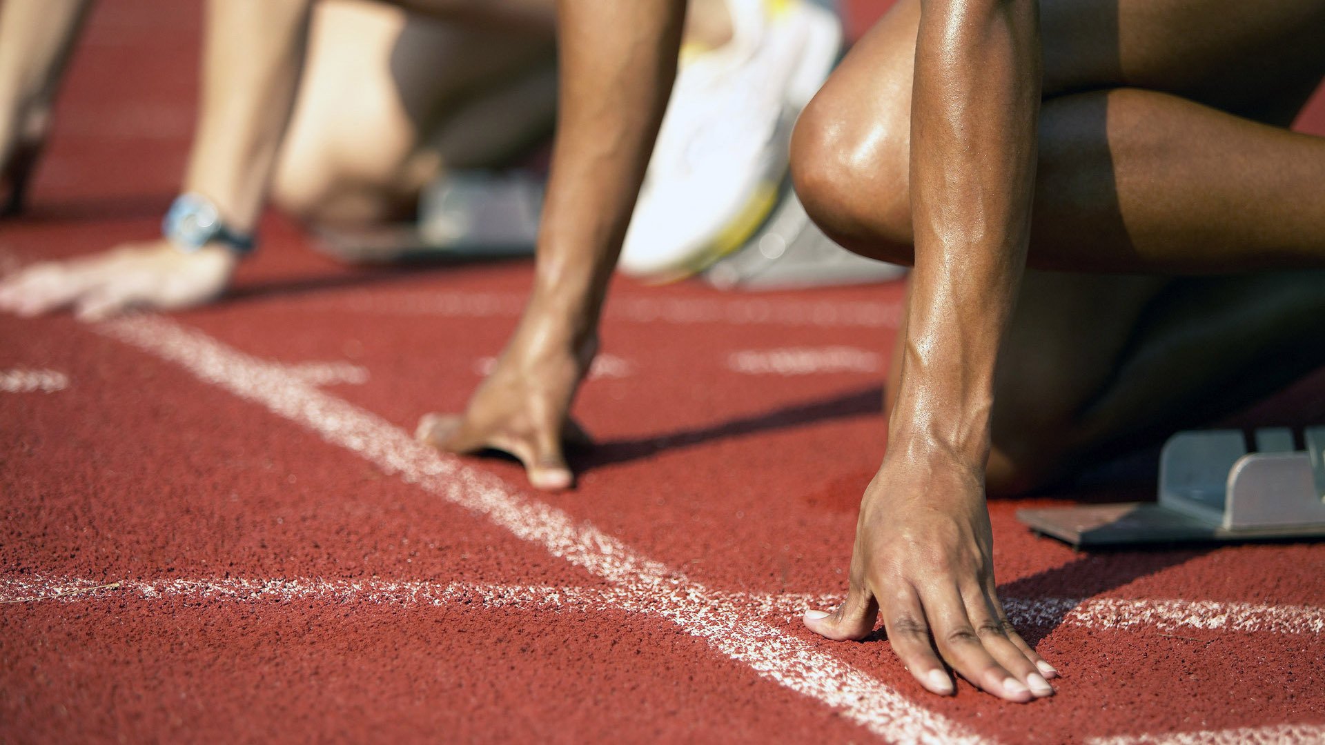 Leyu Sport下载-运动员训练内容加入防伤与拉伸专项模块，常见运动员损伤的预防与治疗